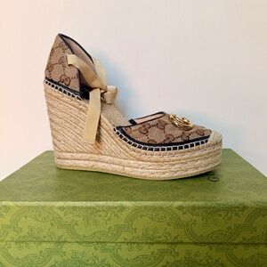 Gucci GG Canvas Espadrille Wedge Platform Ribbon Tie Beige Size 38